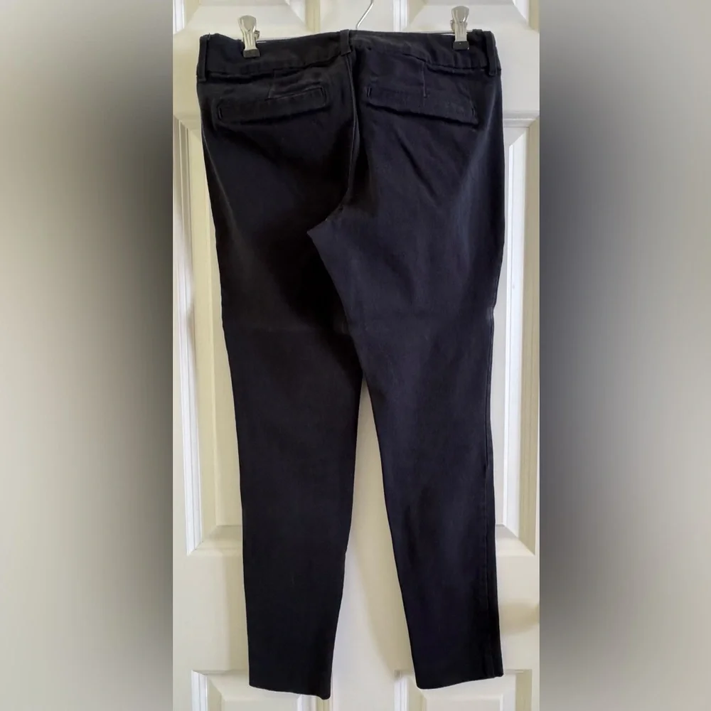 Old Navy Black Pixie Ankle Pants - Picture 2 of 5